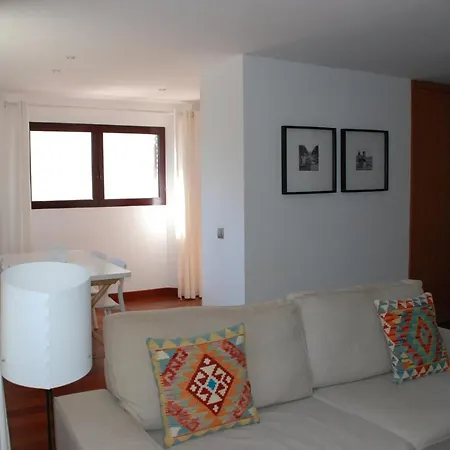 La Casa De La Alameda