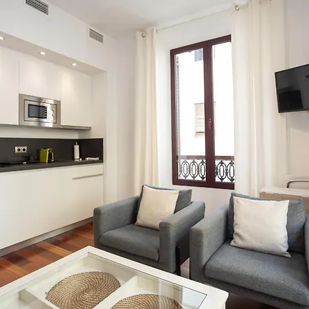 아파트 La Casa De La Alameda