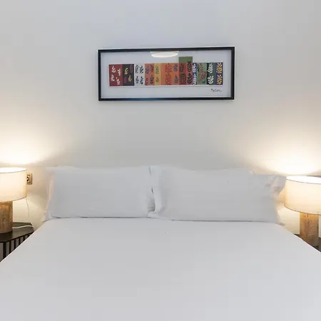 아파트 La Casa De La Alameda