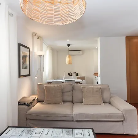 아파트 La Casa De La Alameda